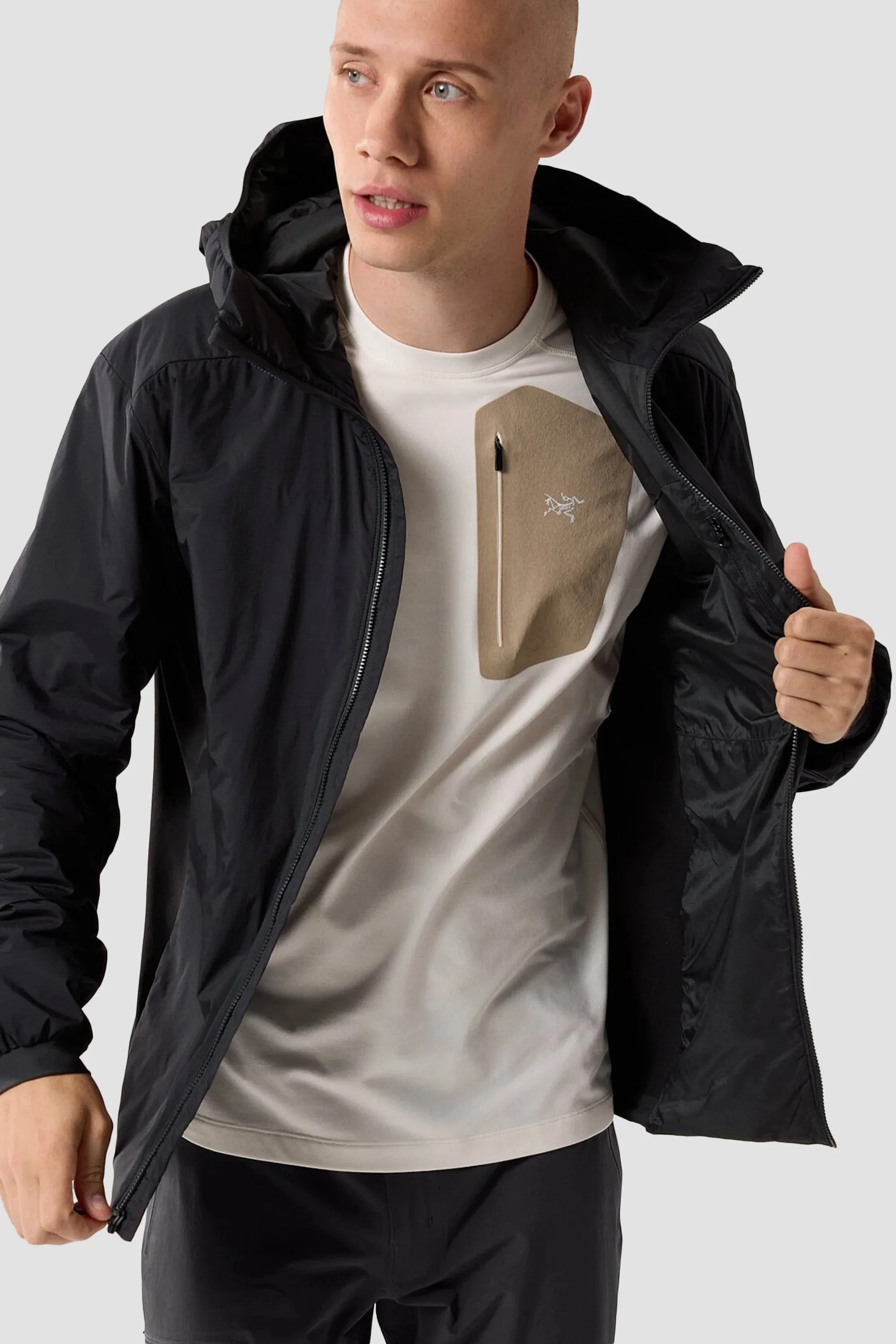 Arc'teryx Men's Atom Hoody in Black