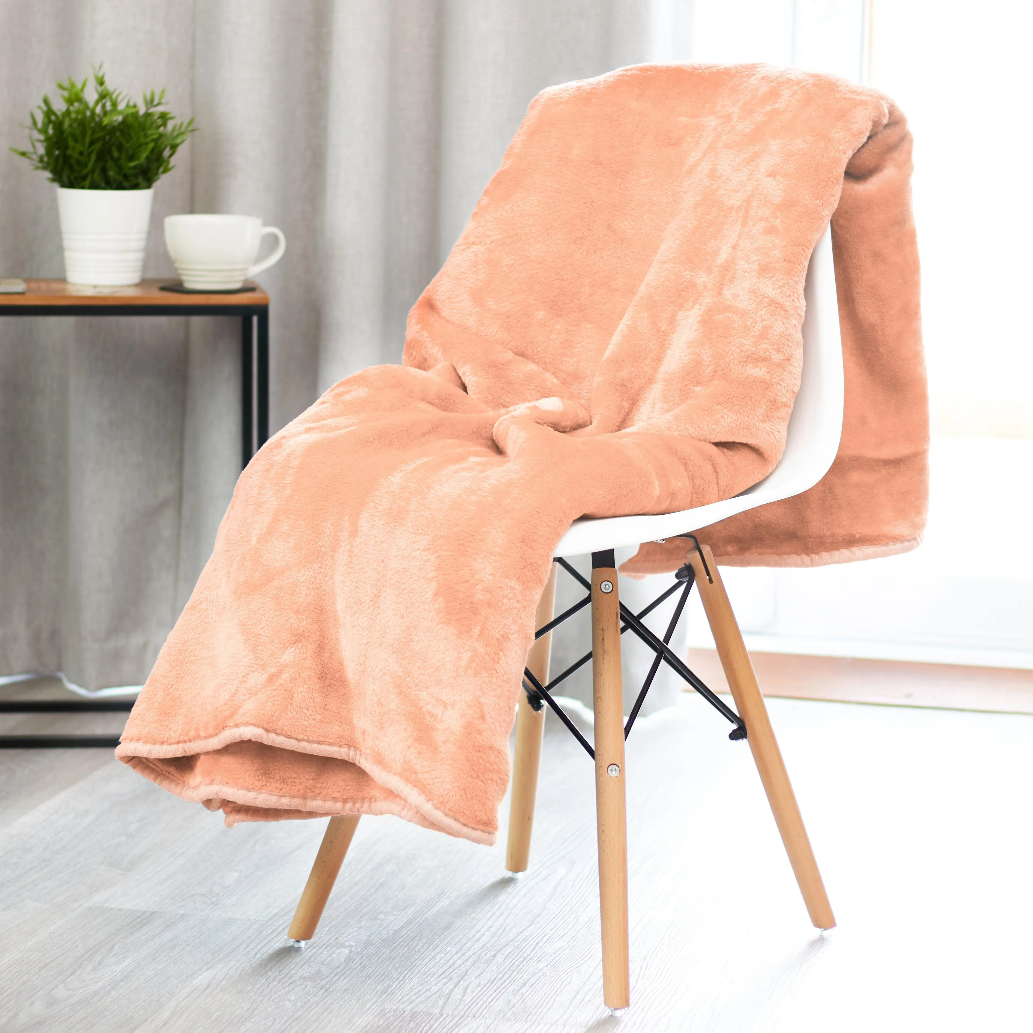 Hibernate Cosy Collection Soft Faux Mink Throw Thick Luxury Blanket - Blush Pink