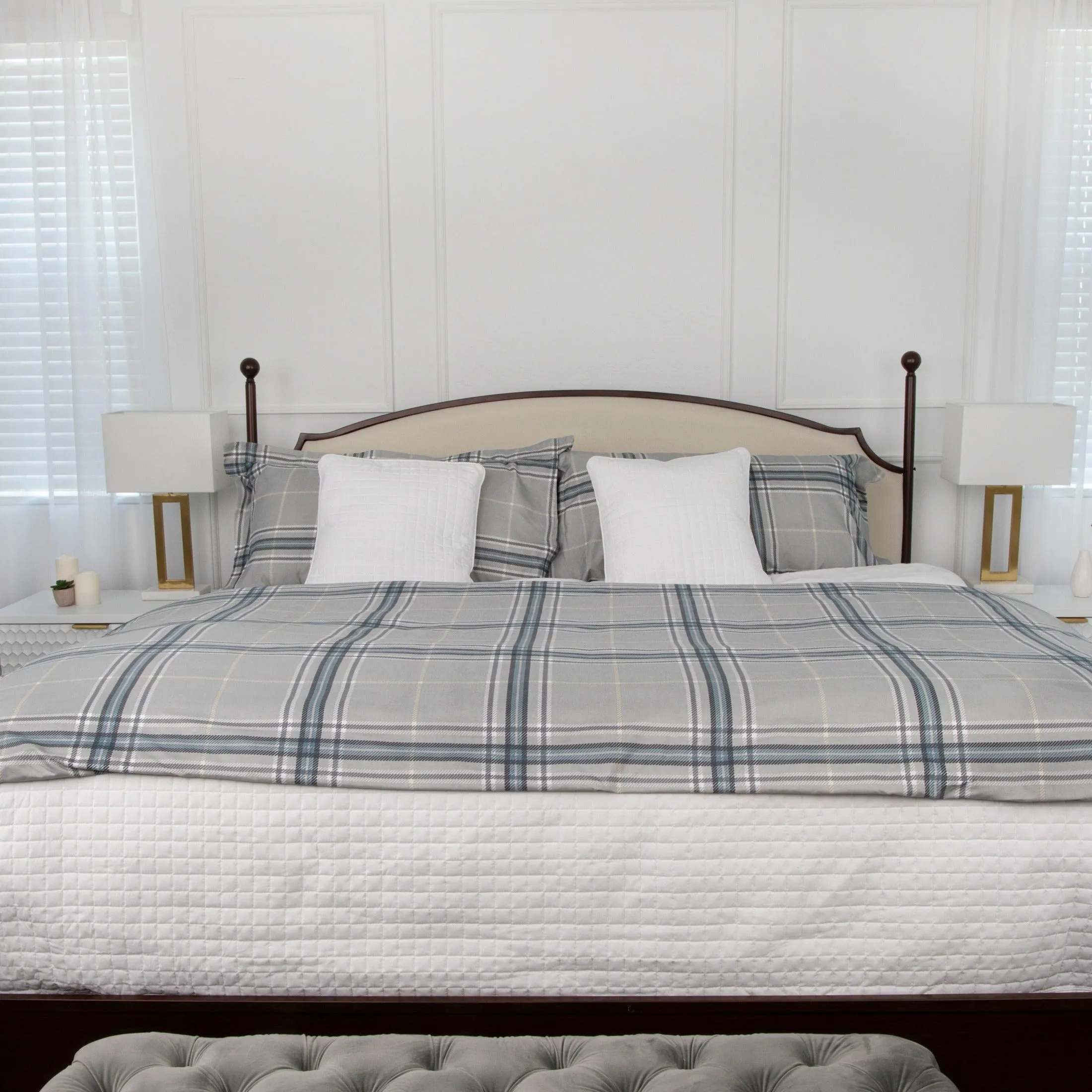 Vilano Plaid Comforter Set