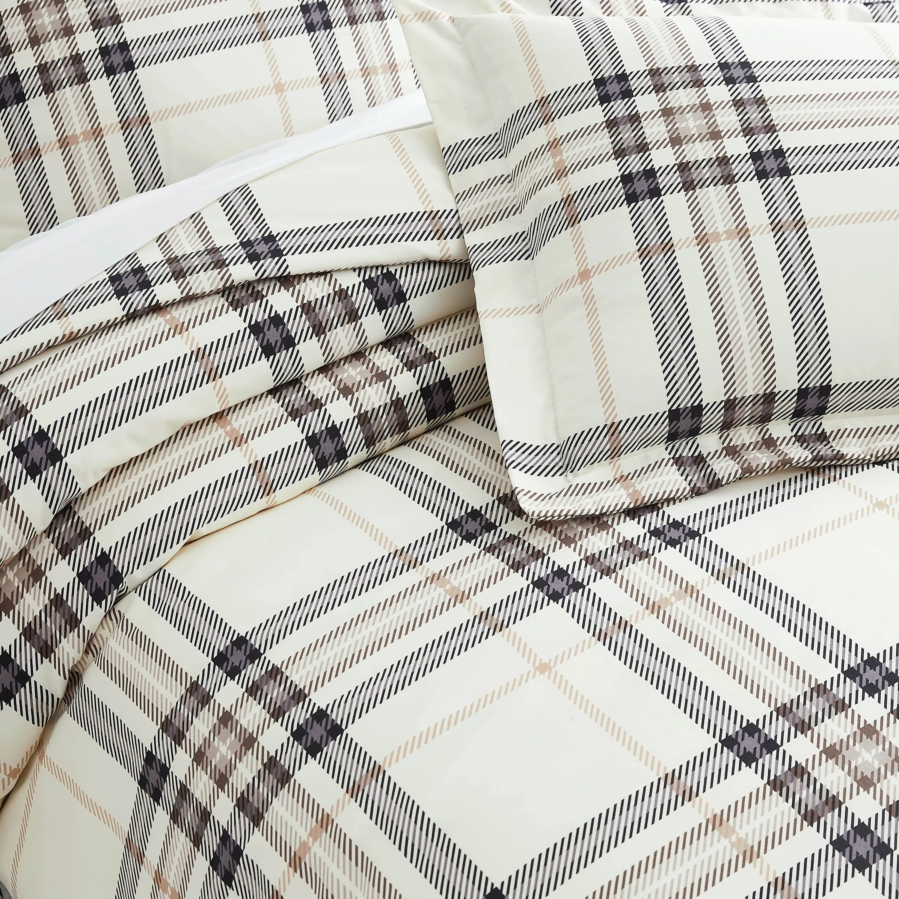 Vilano Plaid Comforter Set