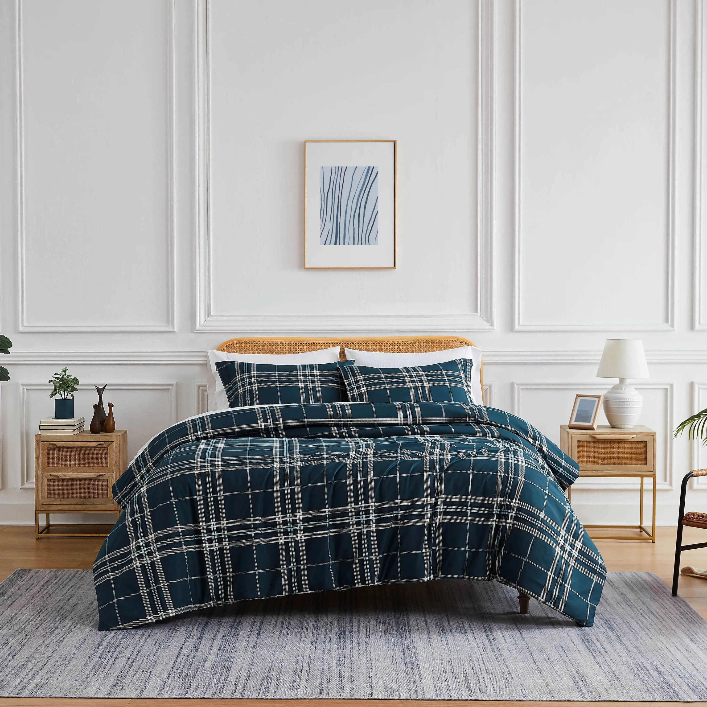 Vilano Plaid Comforter Set