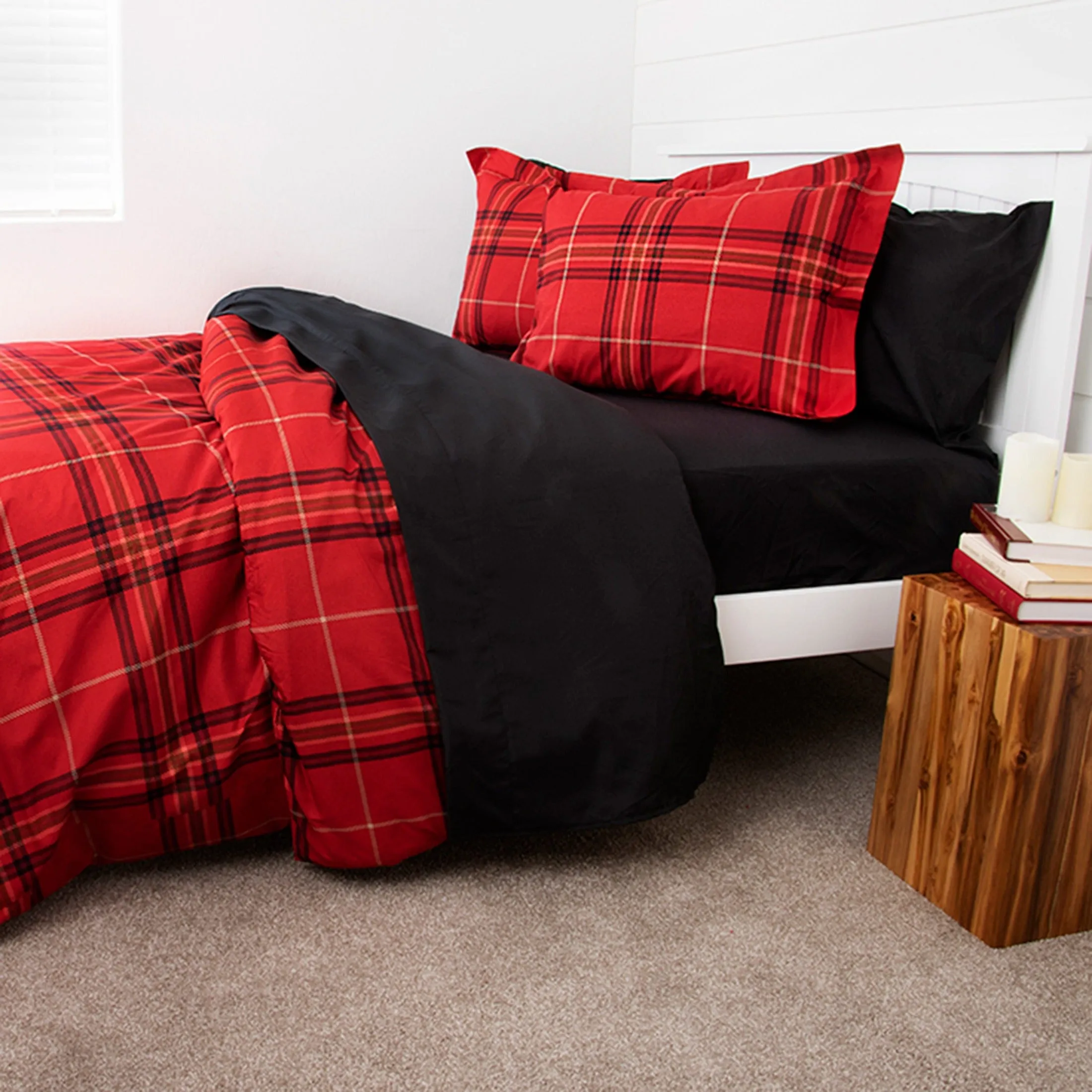 Vilano Plaid Comforter Set