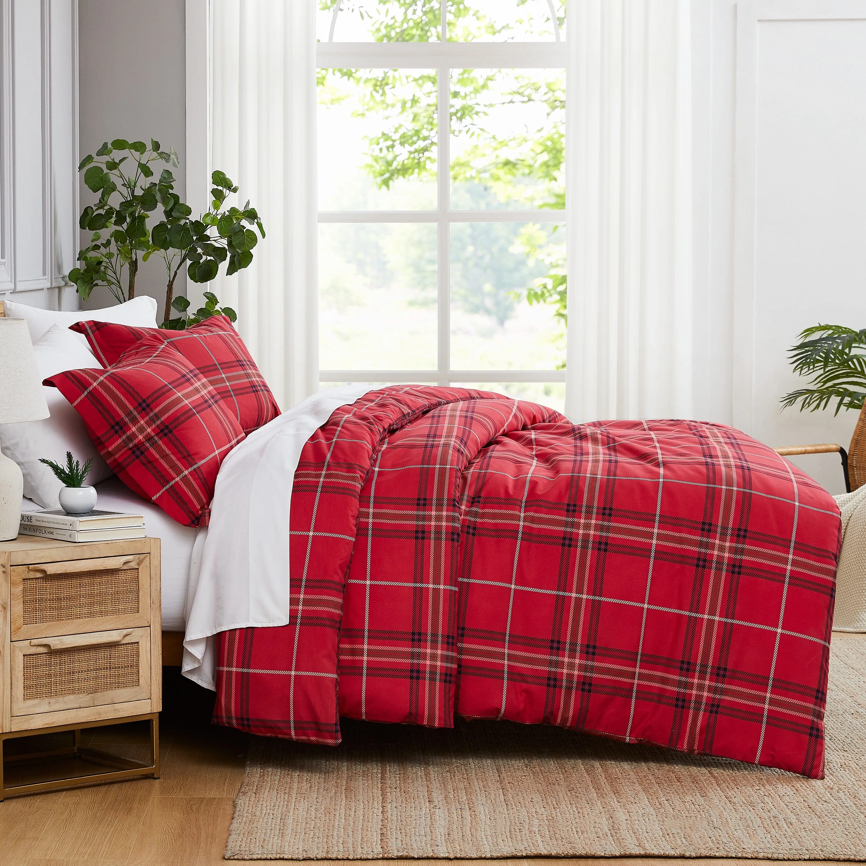 Vilano Plaid Comforter Set